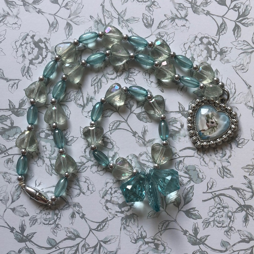 Lot - Frozen Elsa Necklaces, Bracelet, Hair Clips Set with Snack Cup (5)
